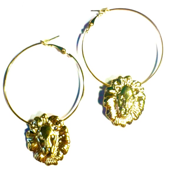 Gold Silver Lion Design 2” Large Hoop Earrings - Picture 1 of 4
